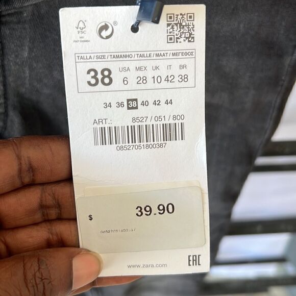 Brand New Zara Jeans  - Picture 4 of 8
